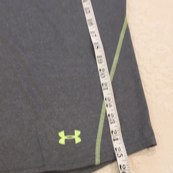 Under Armour Iso-chill tee size xs - Picture 11 of 12